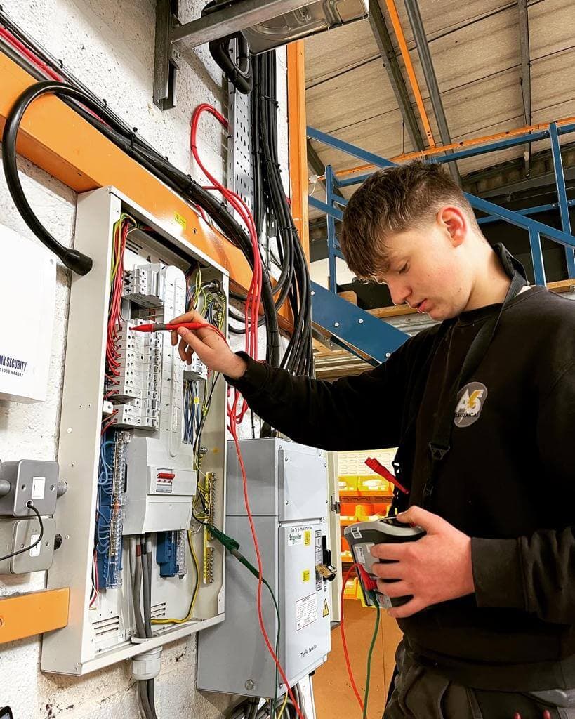 Electrical work gallery image 23